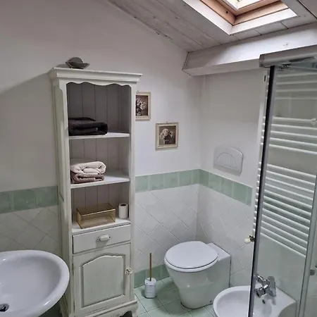 Shabby 123 Apartment *